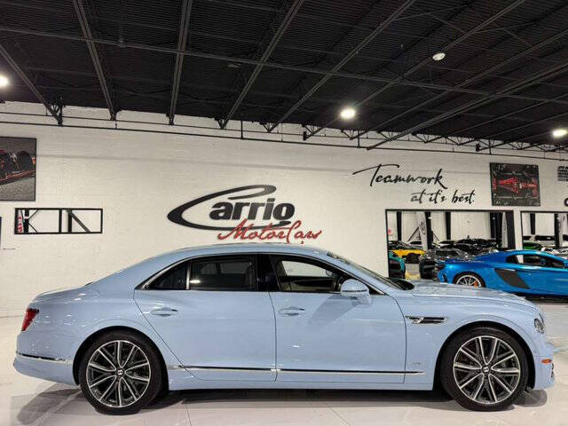 2022 Bentley Flying Spur V8