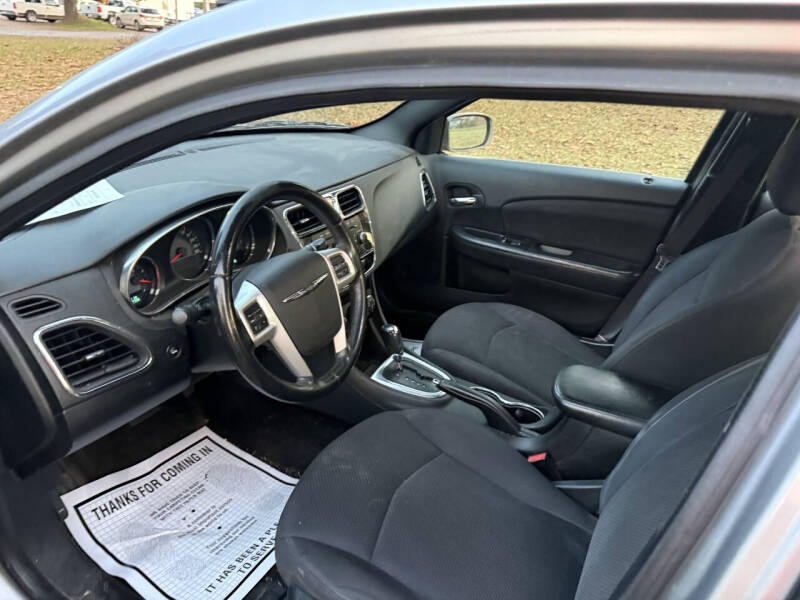 2013 Chrysler 200 Touring