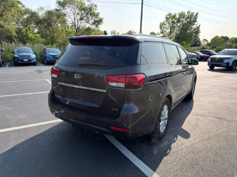 2017 Kia Sedona LX