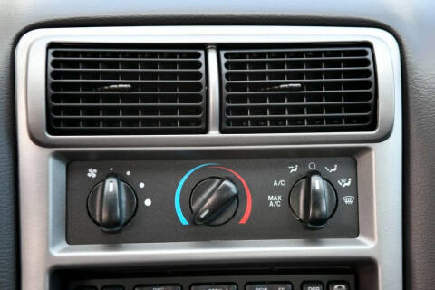 2003 Ford Mustang Mach 1 Premium