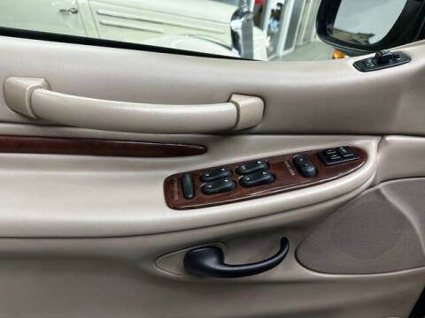 2002 Lincoln Navigator