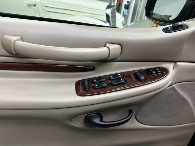 2002 Lincoln Navigator