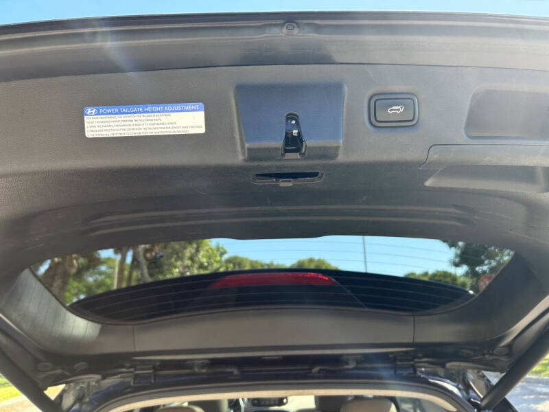 2020 Hyundai Santa Fe SEL 2.0T