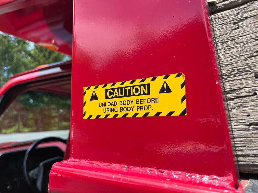 1988 Ford F-Super Duty 33