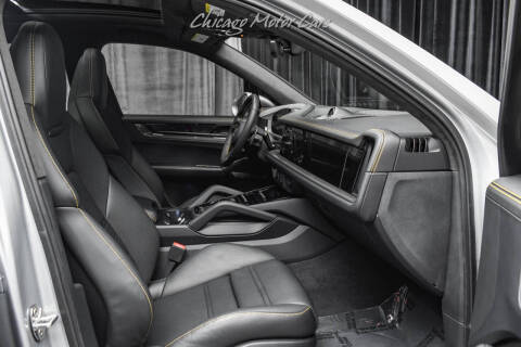 2025 Porsche Cayenne GTS