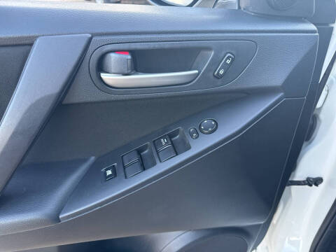 2012 Mazda MAZDA3 i Touring