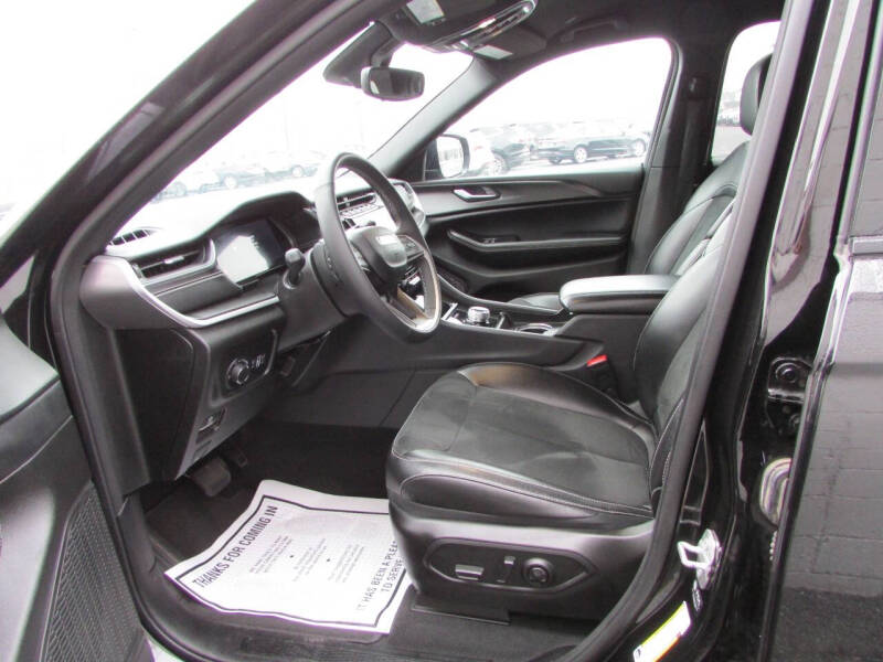 2024 Jeep Grand Cherokee L Altitude