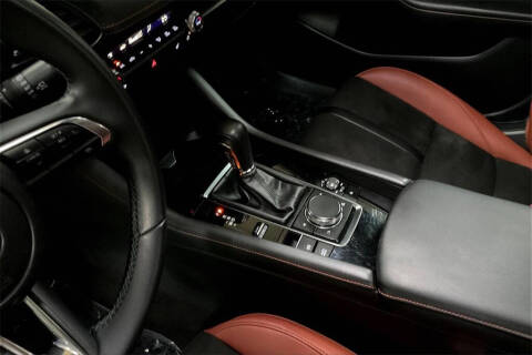 2024 Mazda Mazda3 Hatchback 2.5 Carbon Turbo