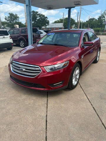 2015 Ford Taurus SEL
