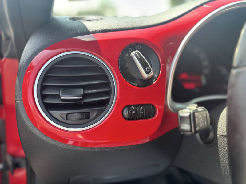 2012 Volkswagen Beetle 2.5L PZEV
