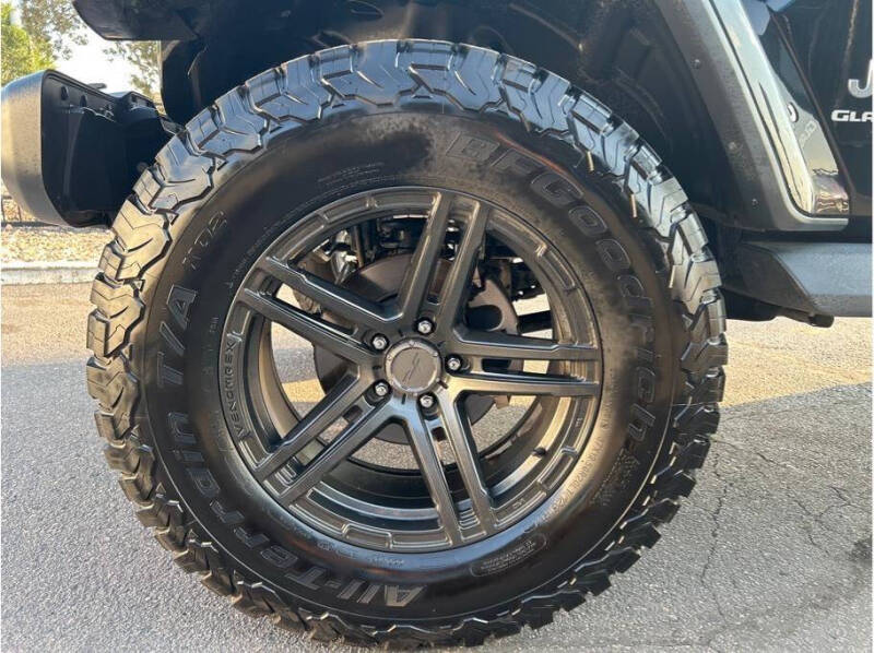 2020 Jeep Gladiator Overland