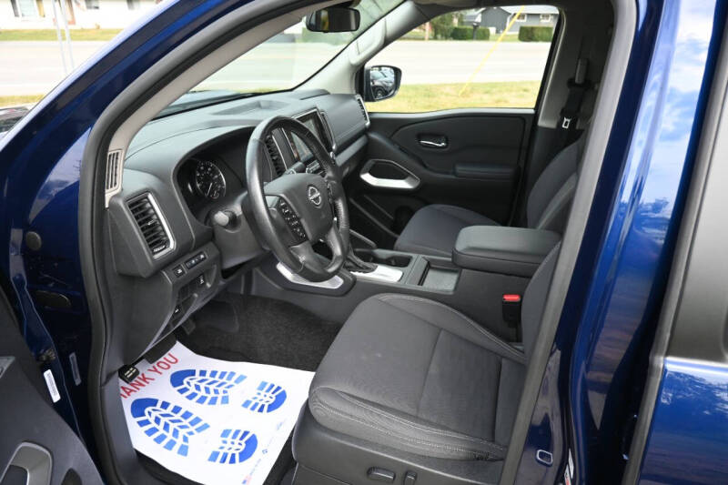 2022 Nissan Frontier SV