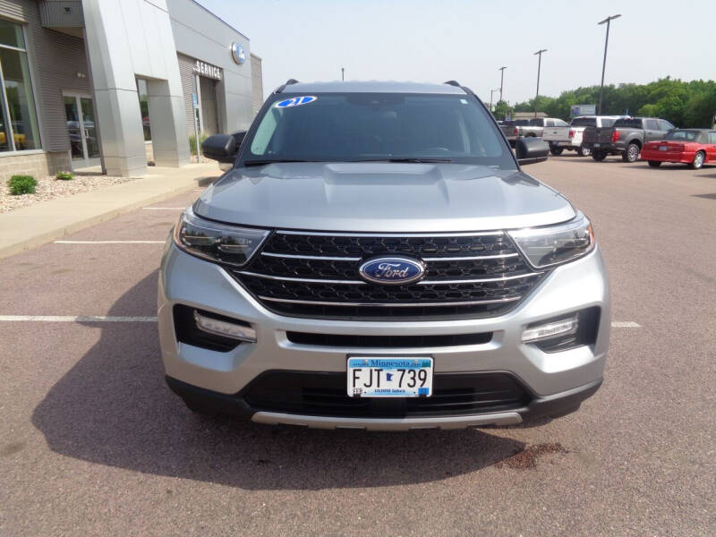 Used 2021 Ford Explorer XLT with VIN 1FMSK8DH7MGB32666 for sale in Luverne, Minnesota