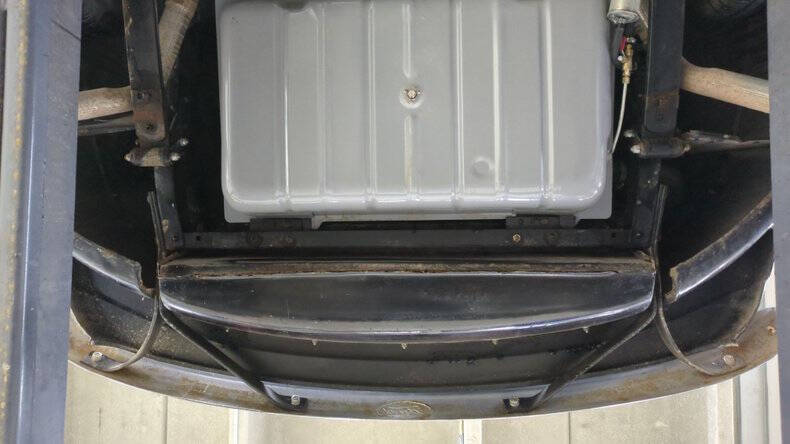 1942 Ford Super Deluxe