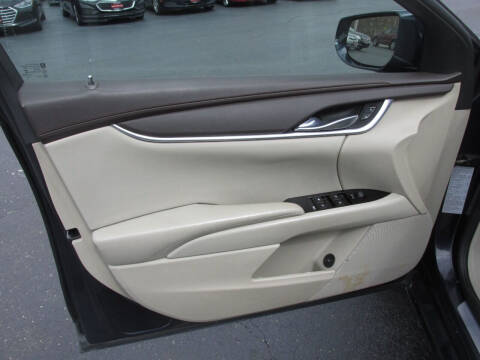 2015 Cadillac XTS Pro Coachbuilder-Limo