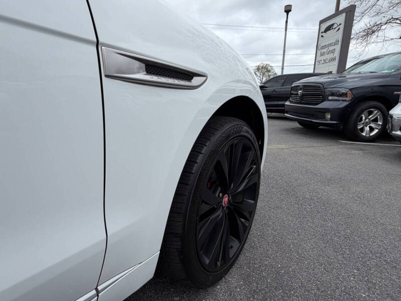 2019 Jaguar F-PACE S