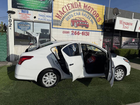 2019 Nissan Versa SV