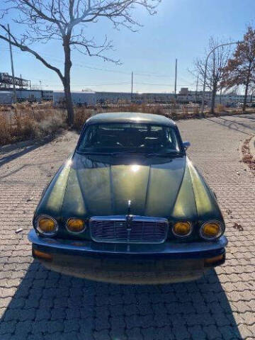 1977 Jaguar XJ-12