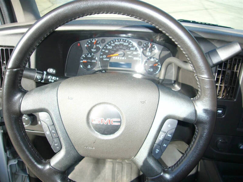 2021 GMC Savana 2500