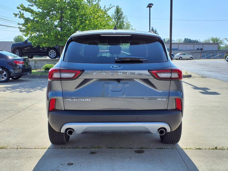 2025 Ford Escape Platinum