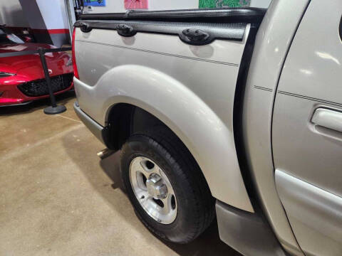 2002 Ford Explorer Sport Trac Value