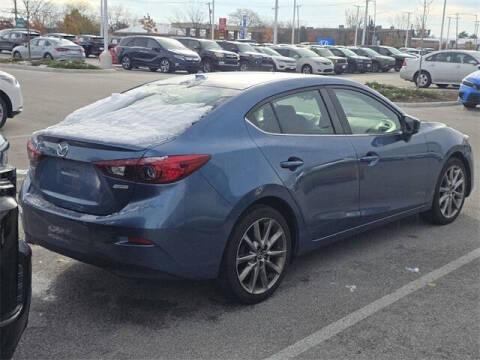 2018 Mazda MAZDA3 Touring