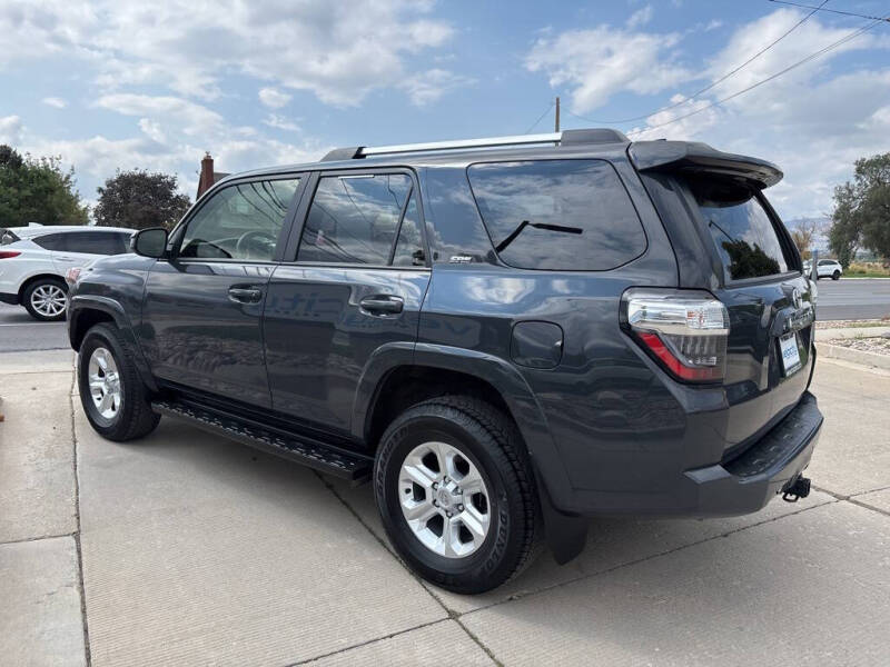 2024 Toyota 4Runner SR5