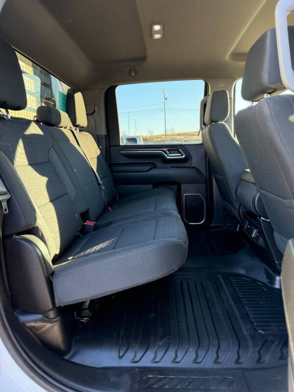 2024 Chevrolet Silverado 3500HD CC LT