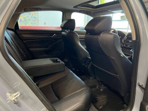 2022 Honda Accord Hybrid Touring