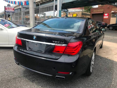 2011 BMW 7 Series 750Li xDrive