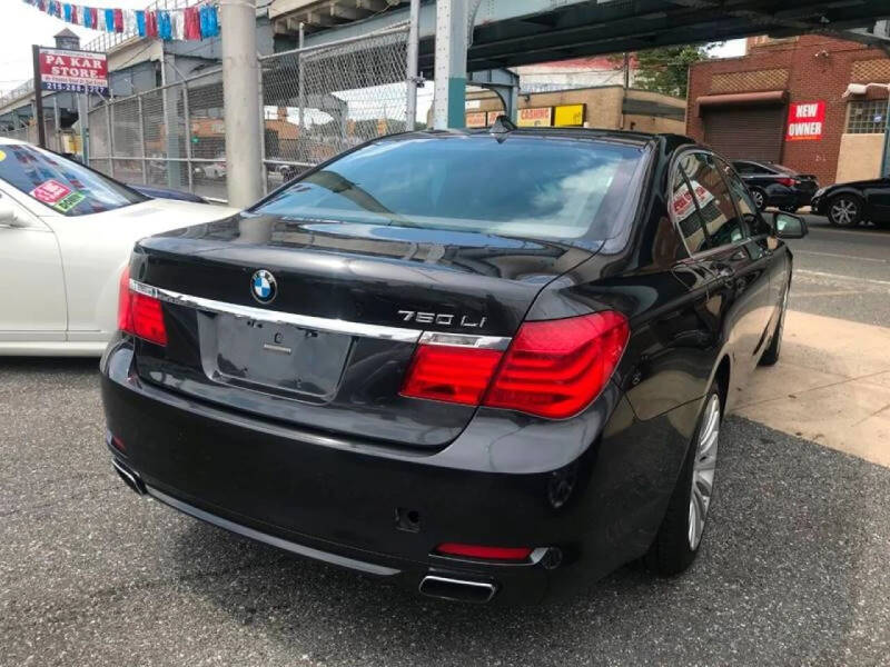 2011 BMW 7 Series 750Li xDrive