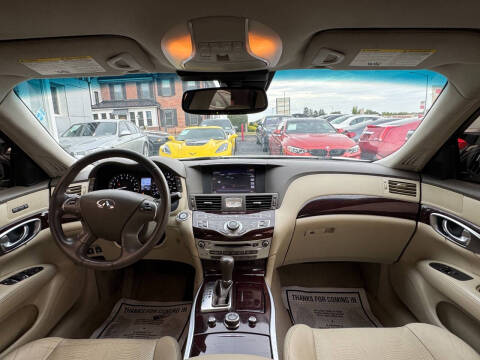 2015 Infiniti Q70L 3.7