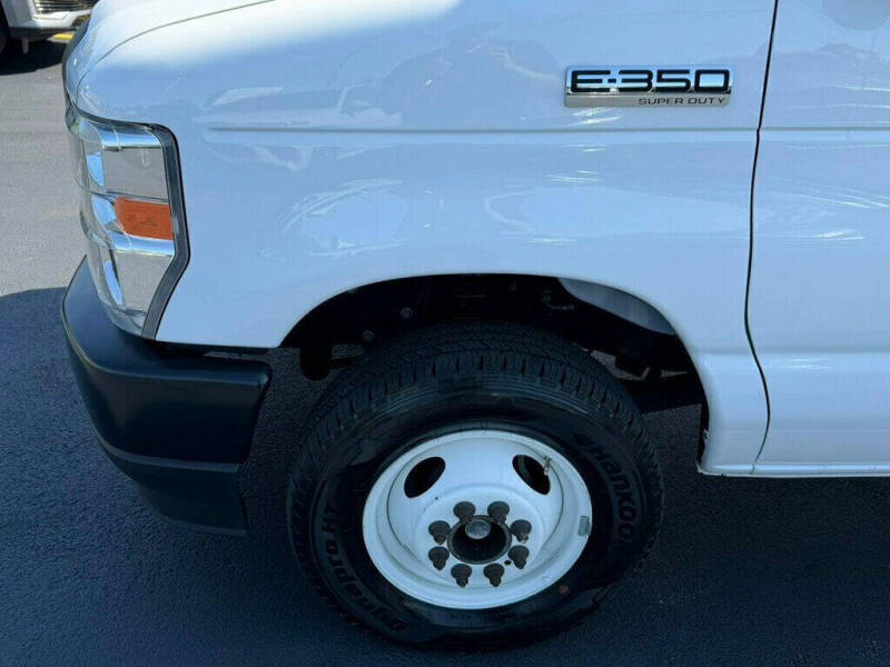 2024 Ford E-Series