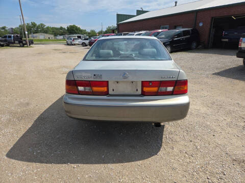 1999 Lexus ES 300