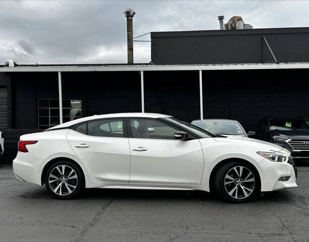 2017 Nissan Maxima Platinum