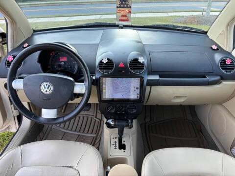 2009 Volkswagen New Beetle Base PZEV