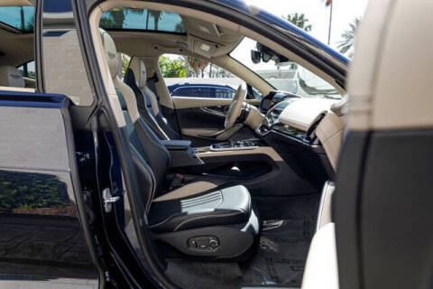 2026 Aston Martin DBX 707