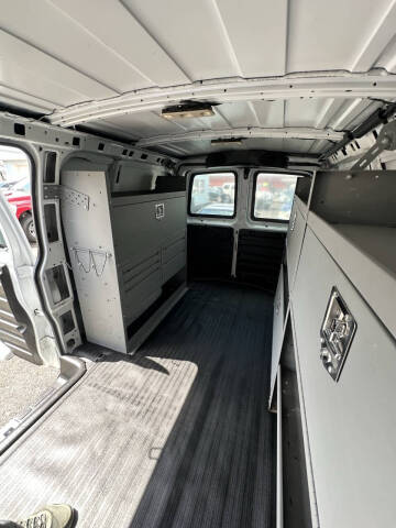 2019 Chevrolet Express 2500