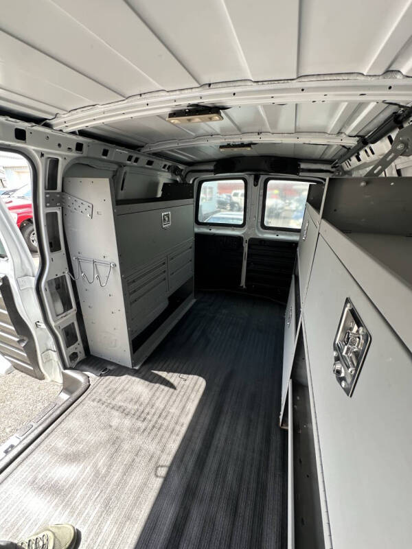 2019 Chevrolet Express 2500