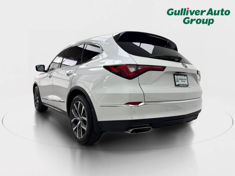 2022 Acura MDX w/Tech