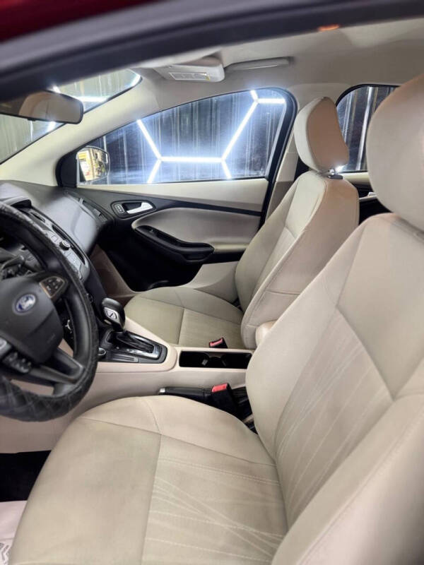2017 Ford Focus SE
