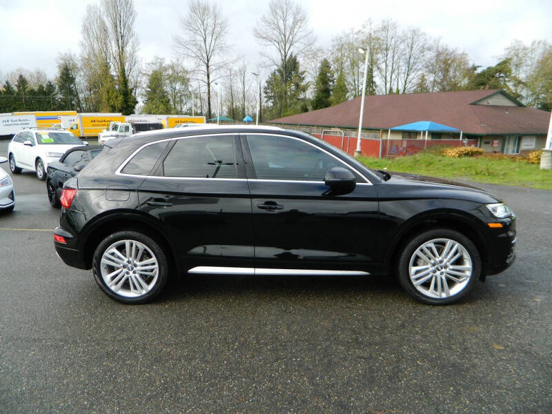 2018 Audi Q5 2.0T quattro Premium Plus