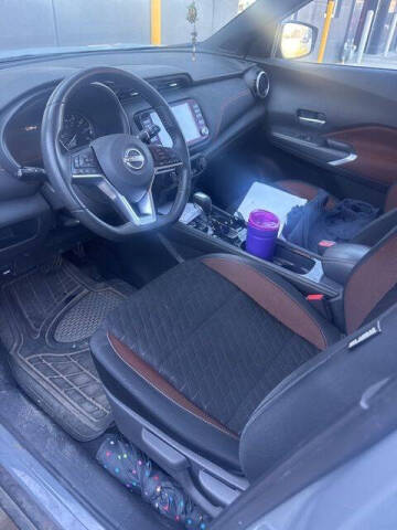 2023 Nissan Kicks SR