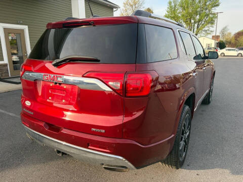 2017 GMC Acadia Denali