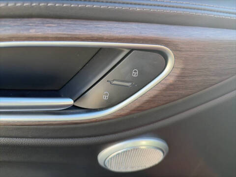 2017 Alfa Romeo Giulia Ti