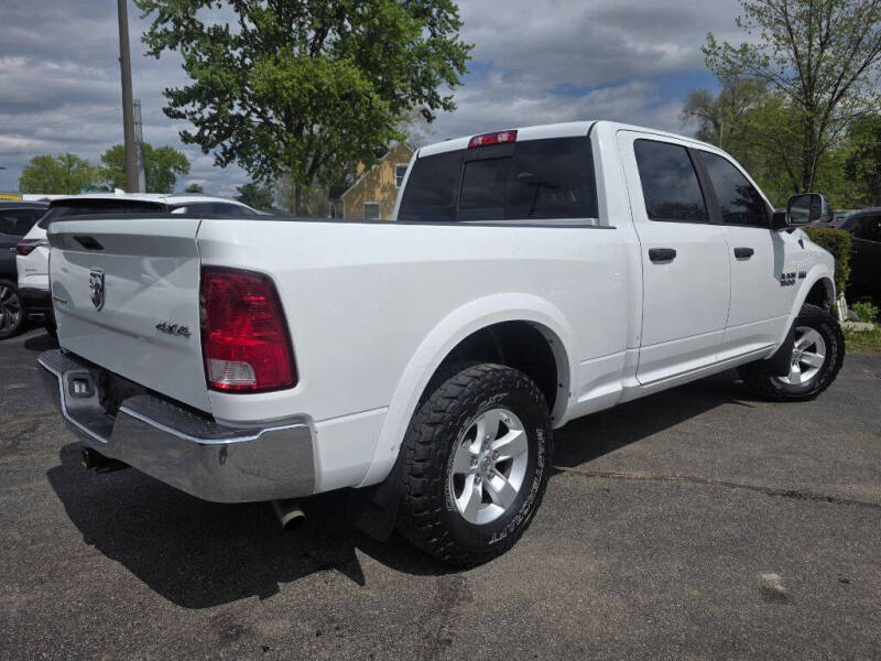 2015 RAM 1500 SLT