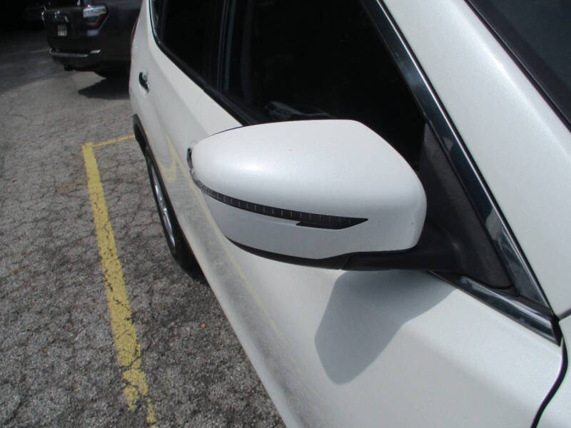 2016 Nissan Rogue S