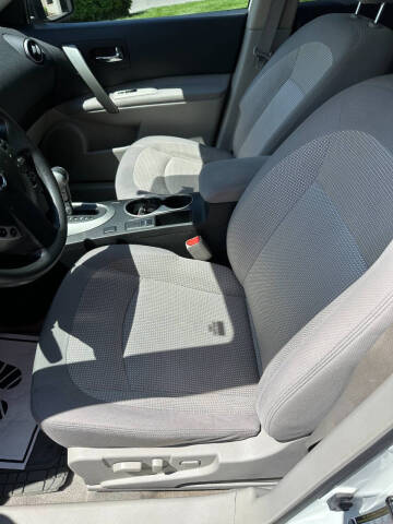 2012 Nissan Rogue SV