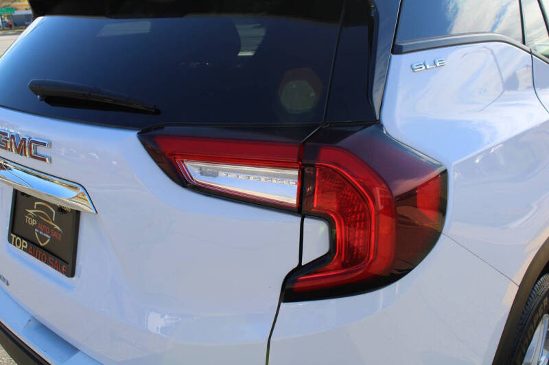 2023 GMC Terrain SLE