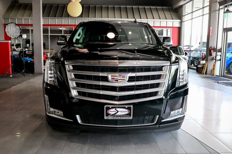 2017 Cadillac Escalade Luxury